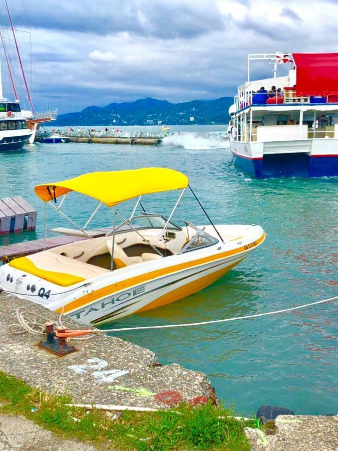 Iveria Batumi Ngoại thất bức ảnh